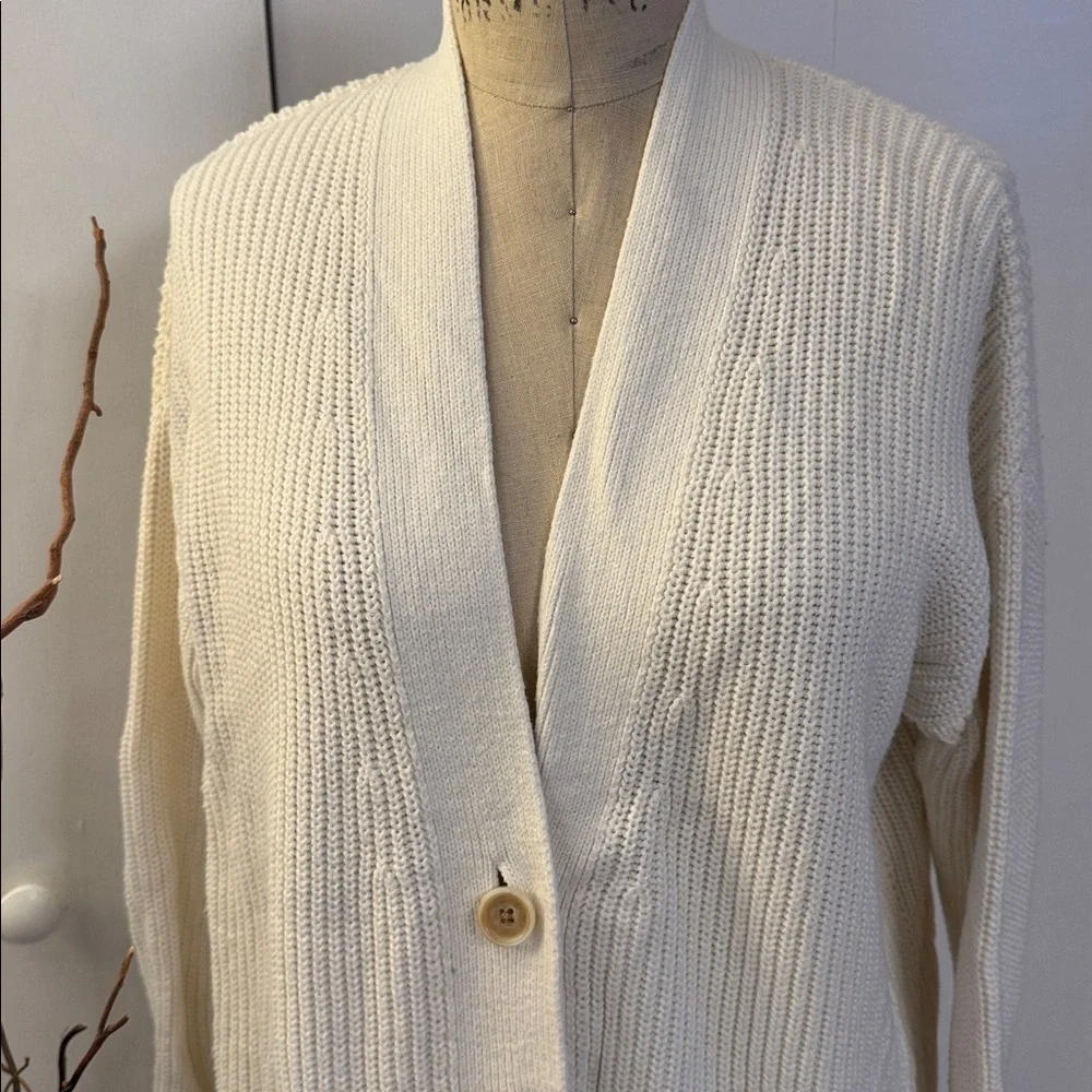 Banana Republic Off-White Knit Button Front Cardigan - Picture 2 of 6